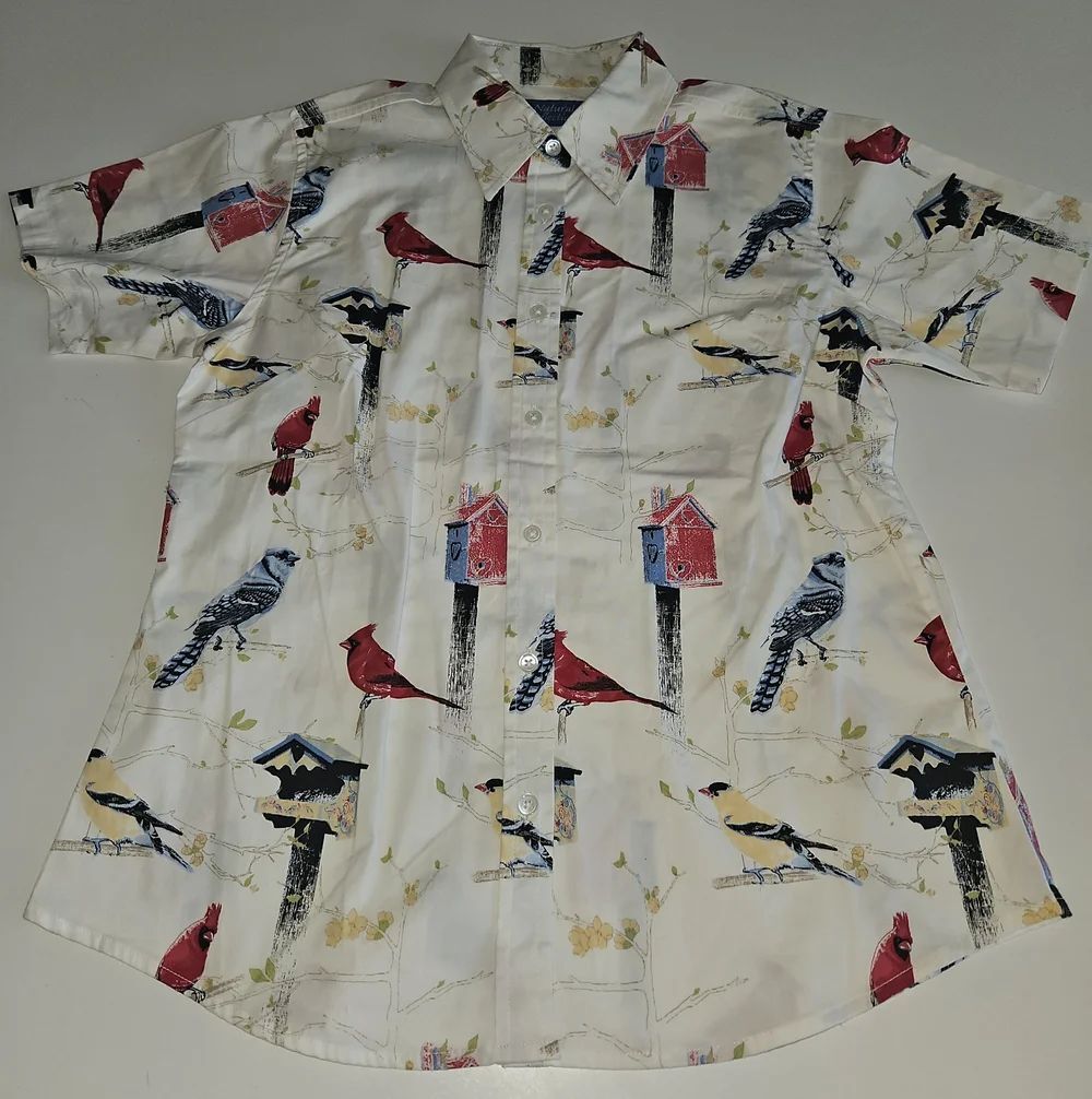 Natural Reflections Women's Short-Sleeve Bird Print Button Up Shirt
